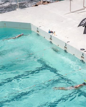 pool129.jpg
