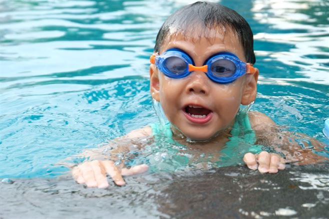 pool16.jpg