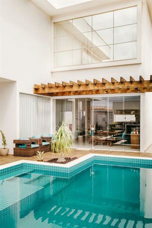 pool51.jpg