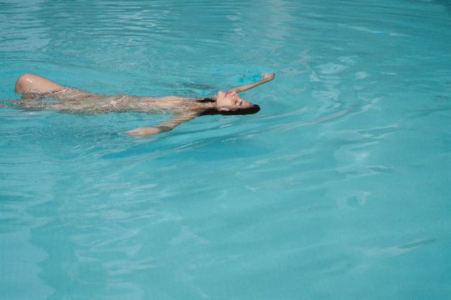 pool532.jpg