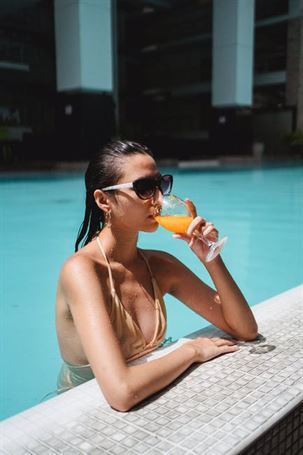 pool540.jpg