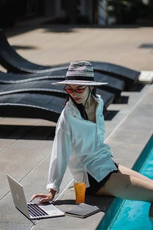 pool546.jpg