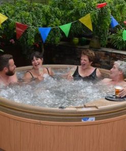 RotoSpa Quatro spa 5-6 person hot tub spa Large with jets hard shell quality UK product